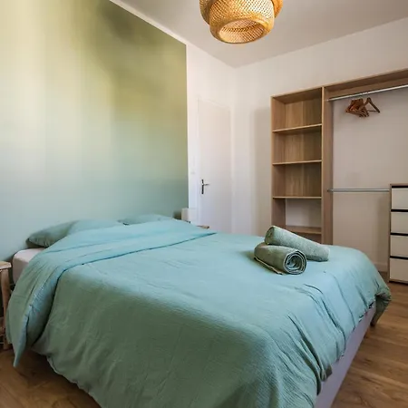 Maison Avec Parking بيت للعطل *